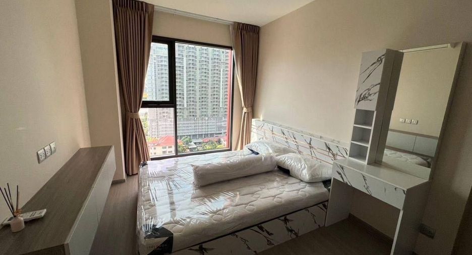 Condo en alquiler de 2 habitaciones en Huai Khwang, Bangkok