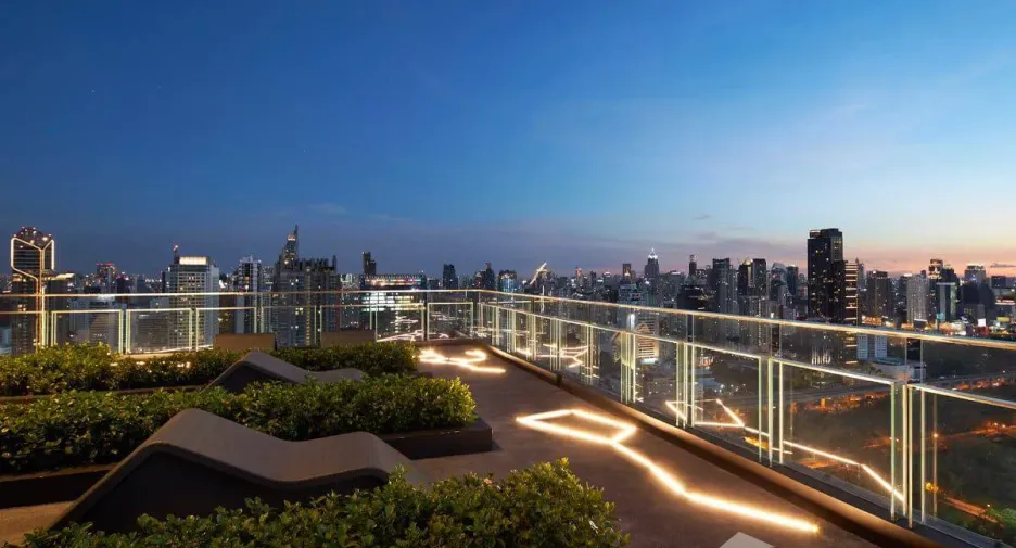 Condo en alquiler de 2 habitaciones en Huai Khwang, Bangkok
