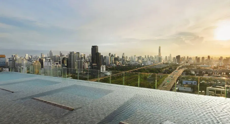 Condo en alquiler de 2 habitaciones en Huai Khwang, Bangkok