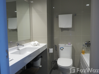 For rent 3 bedrooms condo in Phra Khanong, Bangkok