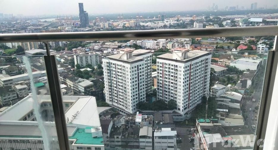 À louer 2 chambres condo à Khlong Toei, Bangkok
