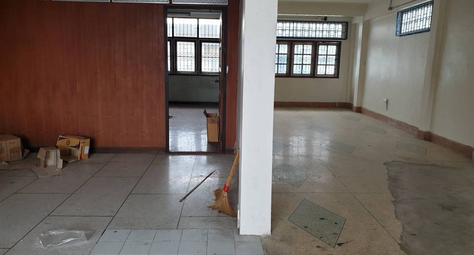 For rent office in Samphanthawong, Bangkok