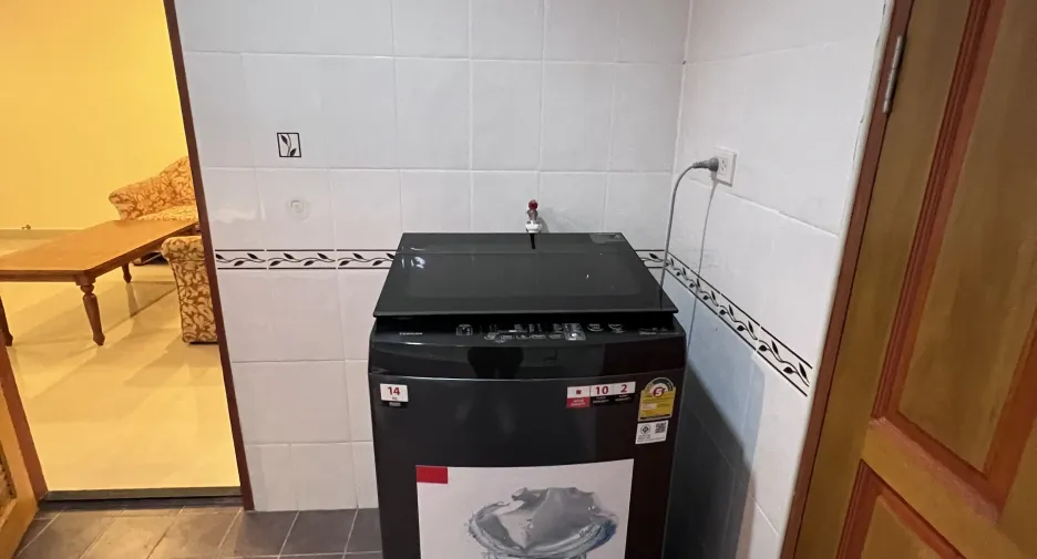For rent 3 bedrooms condo in Watthana, Bangkok