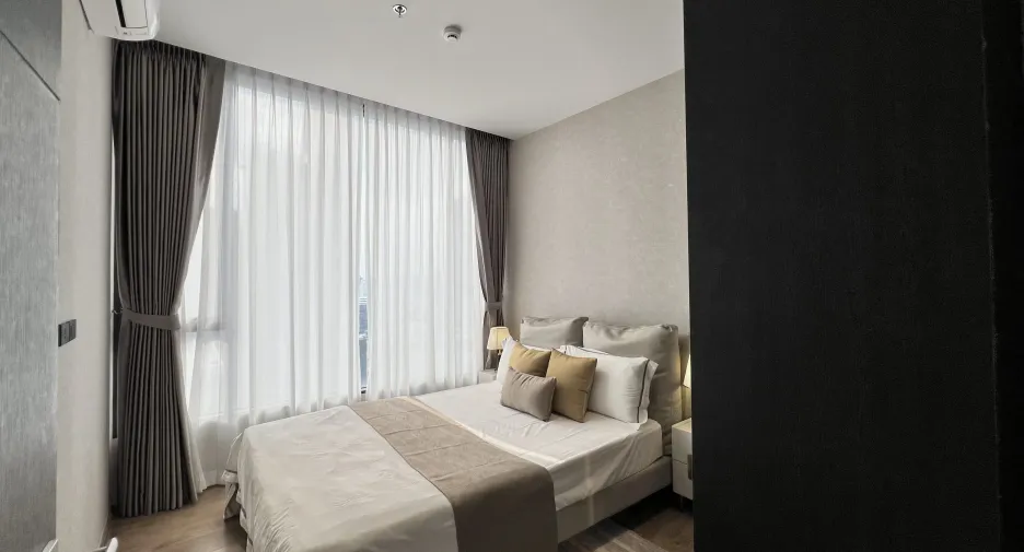 For rent 3 bedrooms condo in Watthana, Bangkok