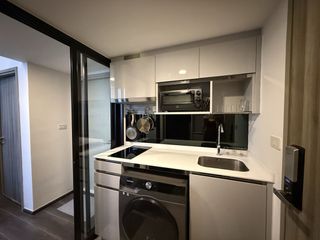 For rent 2 bedrooms condo in Chatuchak, Bangkok