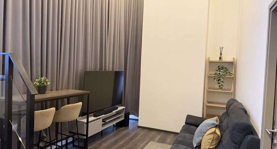 For rent 2 bedrooms condo in Chatuchak, Bangkok