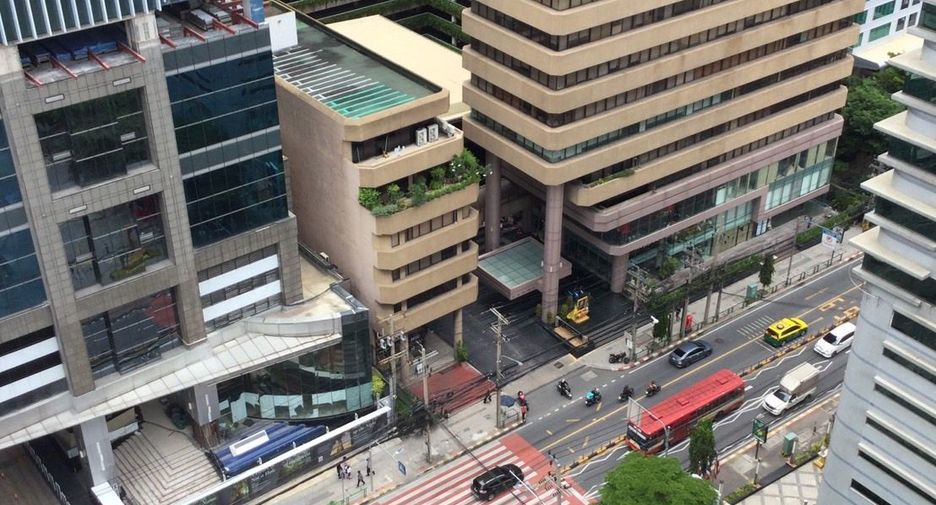 For rent 1 bed condo in Watthana, Bangkok