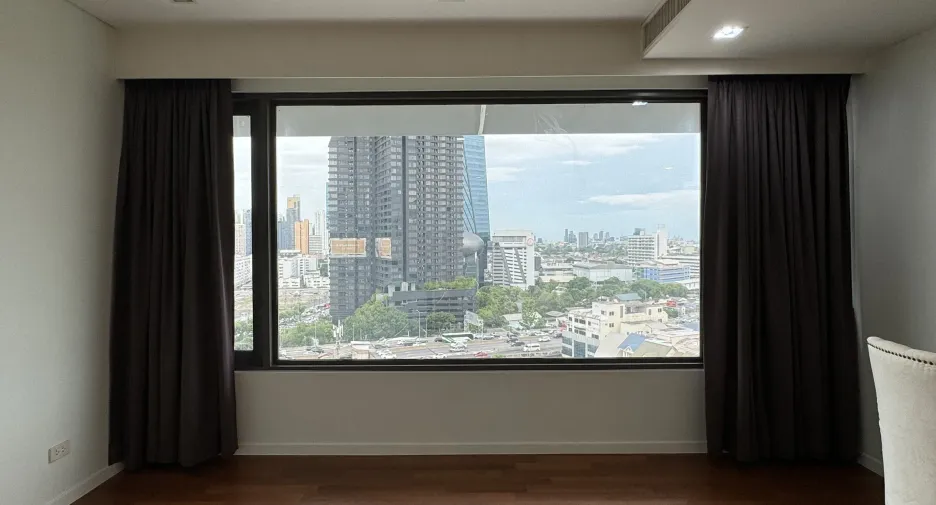 For rent 2 ベッドルーム condo in Sathon, Bangkok