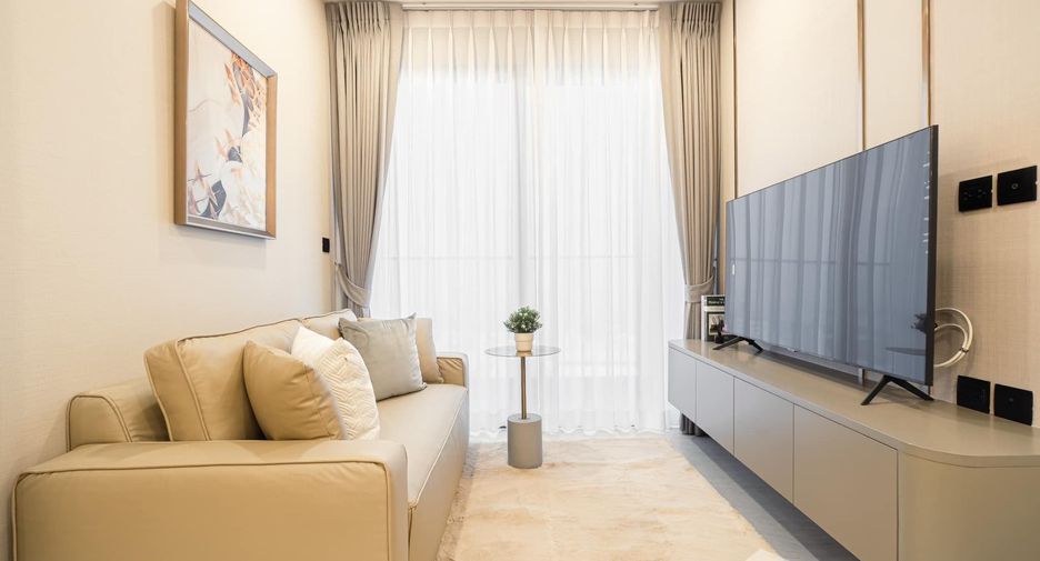 For rent 1 bed condo in Pathum Wan, Bangkok