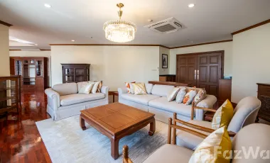 Wohnung zur Miete mit 3 Zimmer in Khlong Toei, Bangkok