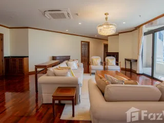 For rent 3 bedrooms condo in Khlong Toei, Bangkok