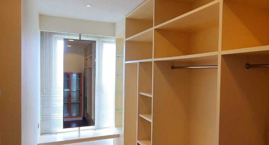 ให้เช่า 3 ห้องนอน คอนโด ใน วัฒนา, กรุงเทพฯ