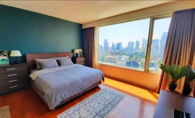 For rent 3 bedrooms condo in Watthana, Bangkok