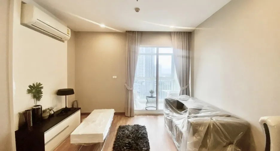 For rent 2 bedrooms condo in Bang Na, Bangkok