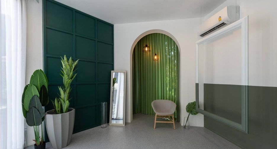 Haus zur Miete mit 6 Zimmer in Khlong Toei, Bangkok