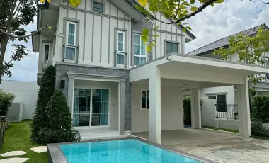 Haus zur Miete mit 4 Zimmer in Bang Phli, Samut Prakan