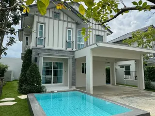 出租 4 卧室 独立屋 在 Bang Phli, Samut Prakan