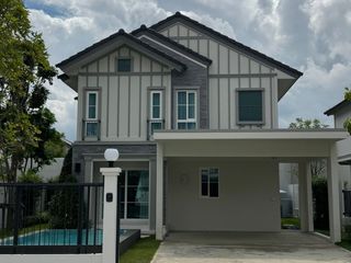 出租 4 卧室 独立屋 在 Bang Phli, Samut Prakan
