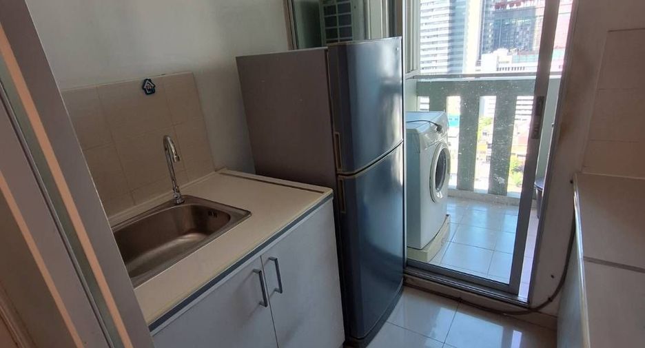 For rent 1 bed condo in Huai Khwang, Bangkok