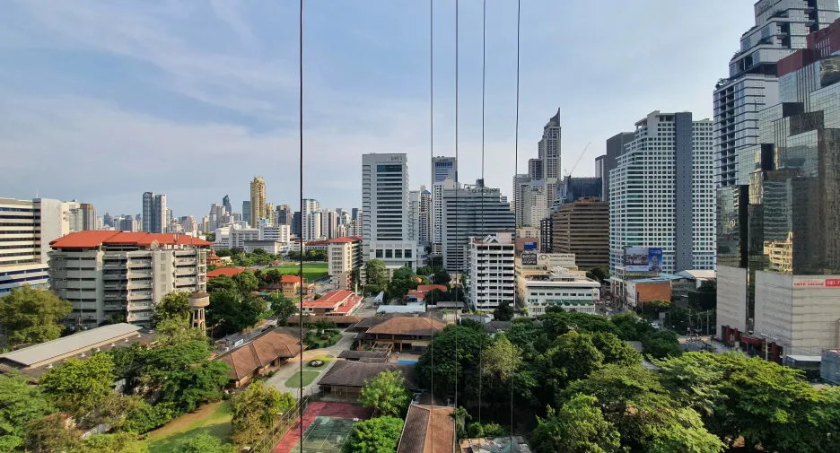 For rent 1 bed condo in Watthana, Bangkok