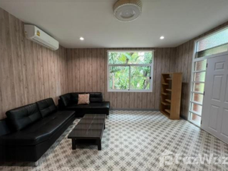 For rent 2 bedrooms apartment in Watthana, Bangkok