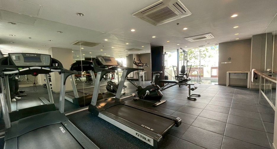 For rent 1 bed condo in Watthana, Bangkok