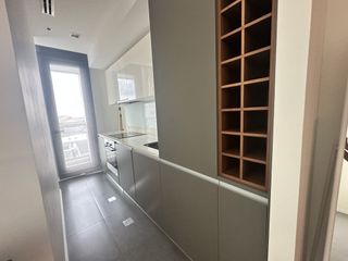 Wohnung zur Miete mit Studio in Sathon, Bangkok