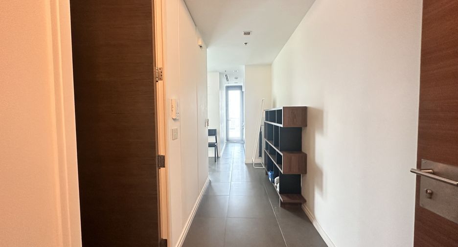 For rent studio condo in Sathon, Bangkok