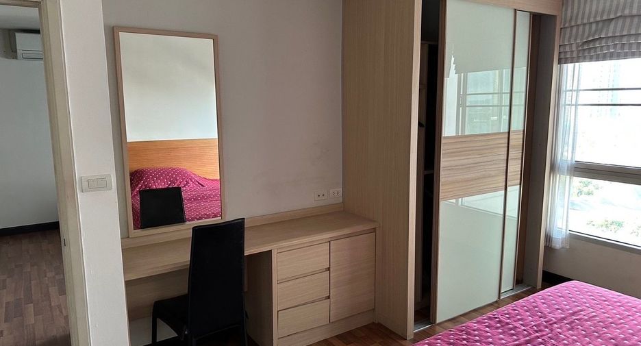 For rent 1 bed condo in Phaya Thai, Bangkok