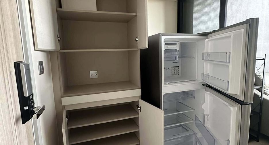 For rent 1 bed condo in Sathon, Bangkok