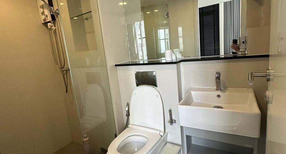 For rent 1 bed condo in Sathon, Bangkok