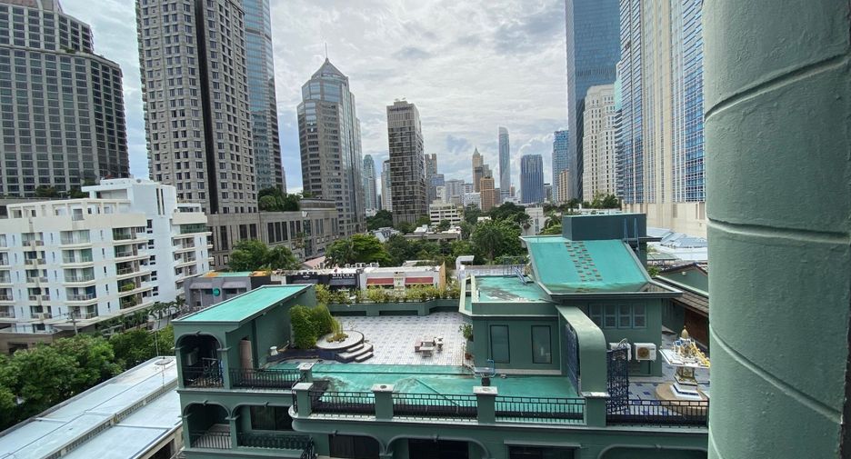 For rent 2 bedrooms condo in Pathum Wan, Bangkok
