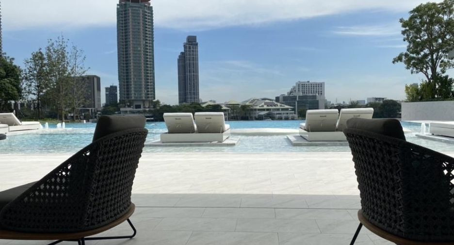 For rent 1 bed condo in Khlong San, Bangkok