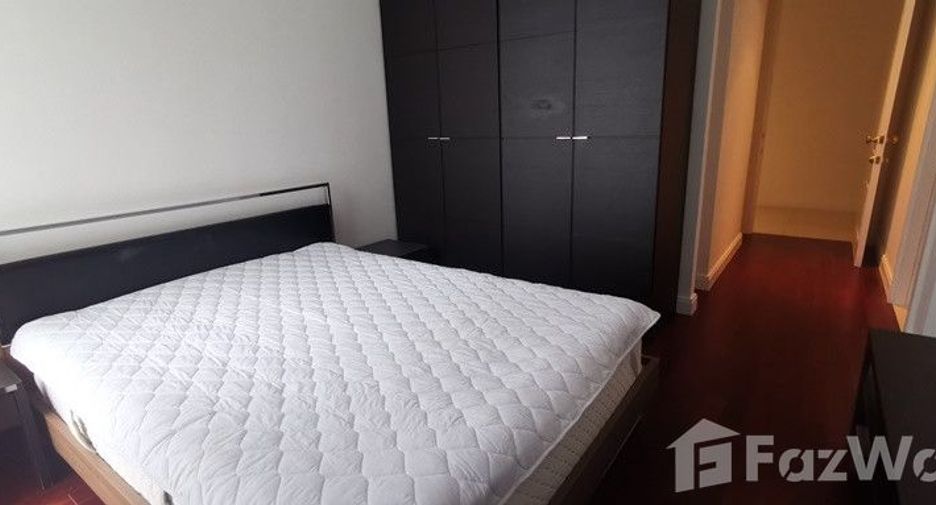 For rent 3 bedrooms condo in Pathum Wan, Bangkok