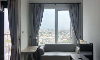 Condo en alquiler de estudio en Huai Khwang, Bangkok