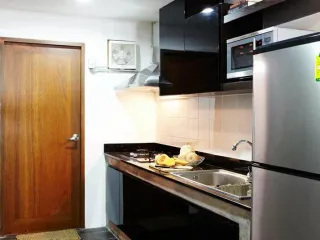 For rent 2 ベッドルーム townhouse in Watthana, Bangkok