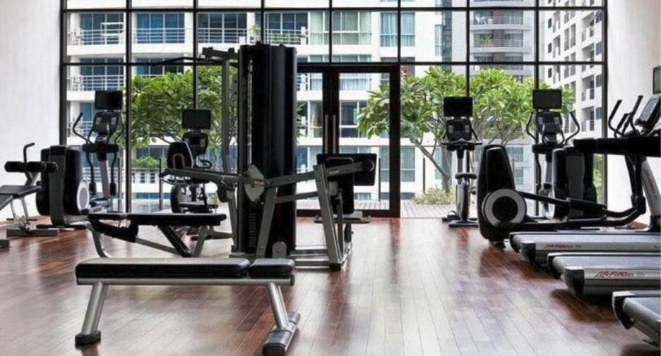 For rent 2 bedrooms condo in Pathum Wan, Bangkok