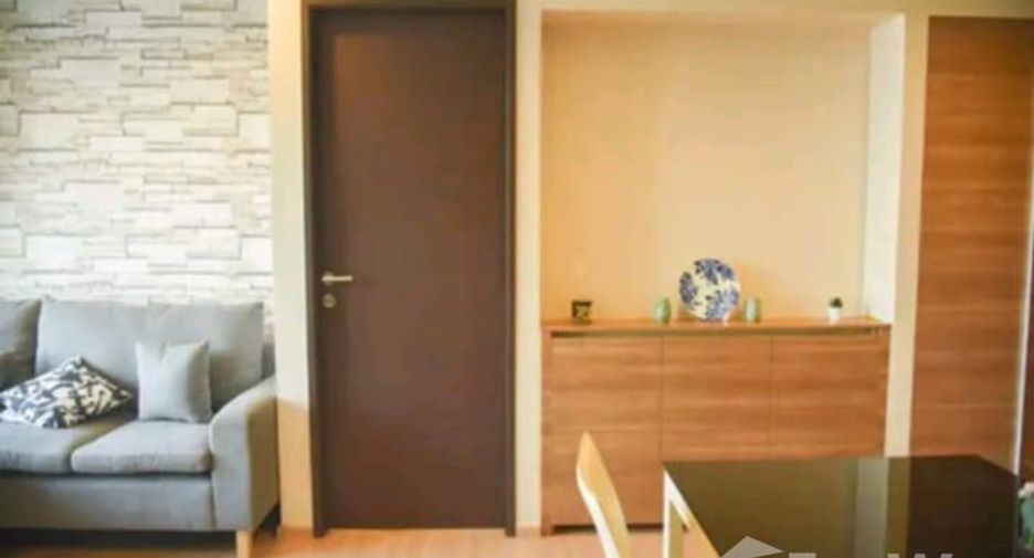 For rent 2 bedrooms condo in Sathon, Bangkok