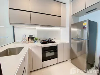 For rent 2 bedrooms condo in Ratchathewi, Bangkok