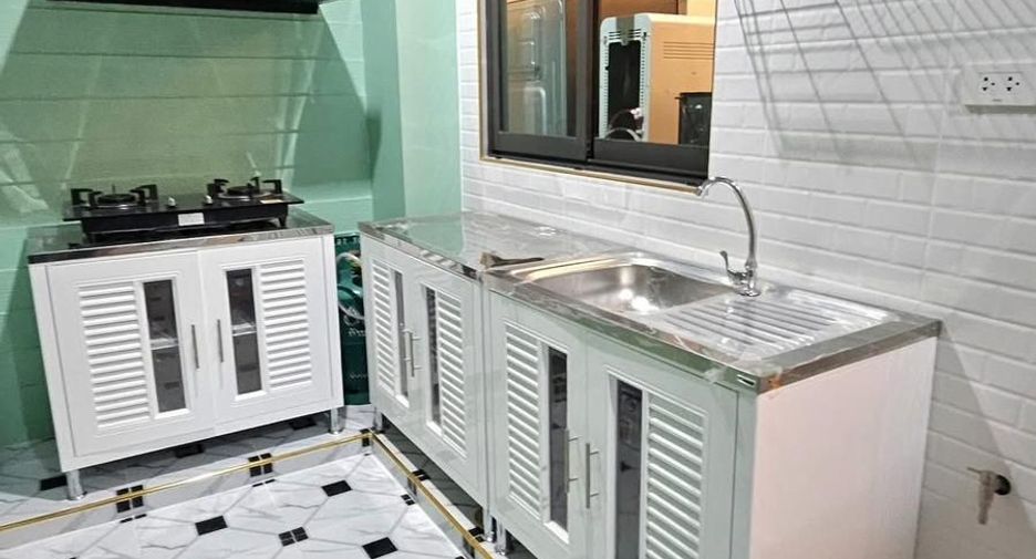 Reihenhaus zur Miete mit 3 Zimmer in Bang Phli, Samut Prakan