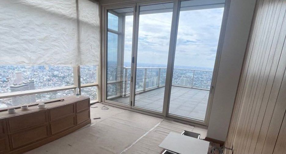 For rent 4 bedrooms condo in Bang Kho Laem, Bangkok