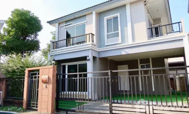 For rent 3 bedrooms house in Suan Luang, Bangkok