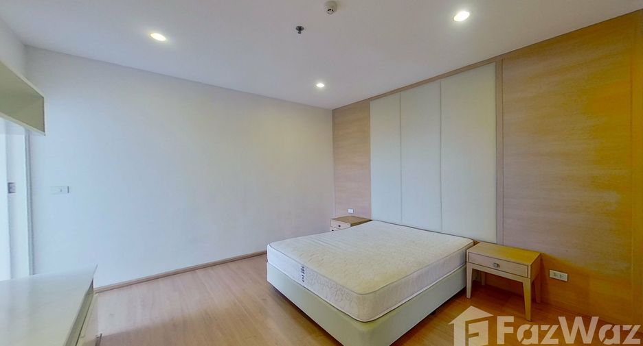 For rent 3 bedrooms apartment in Watthana, Bangkok