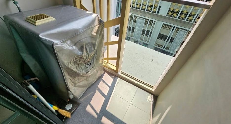 Wohnung zur Miete mit 1 Zimmer in Phra Khanong, Bangkok