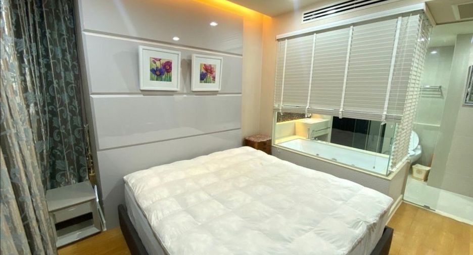 Condo en alquiler de 2 habitaciones en Sathon, Bangkok