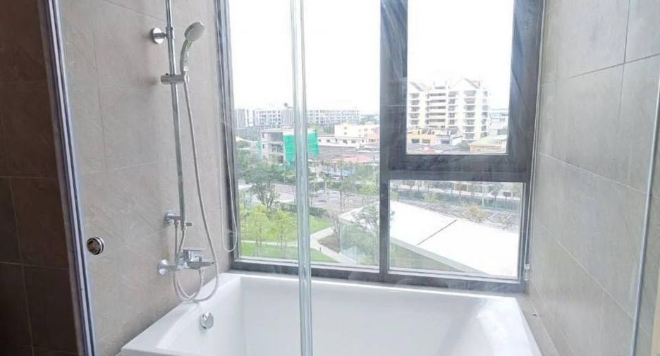 For rent 2 bedrooms condo in Bang Na, Bangkok