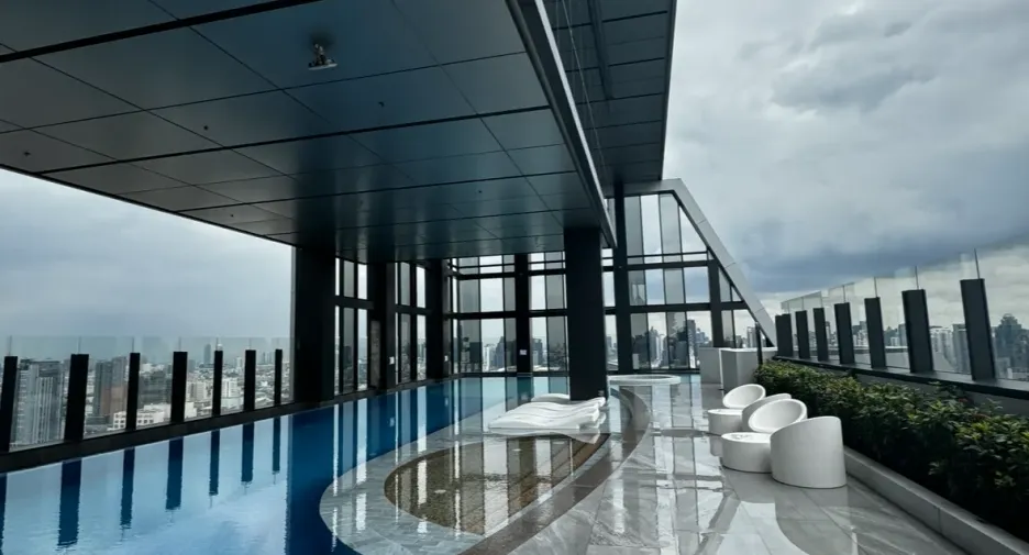 For rent 1 bed condo in Ratchathewi, Bangkok