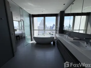 For rent 3 bedrooms condo in Sathon, Bangkok