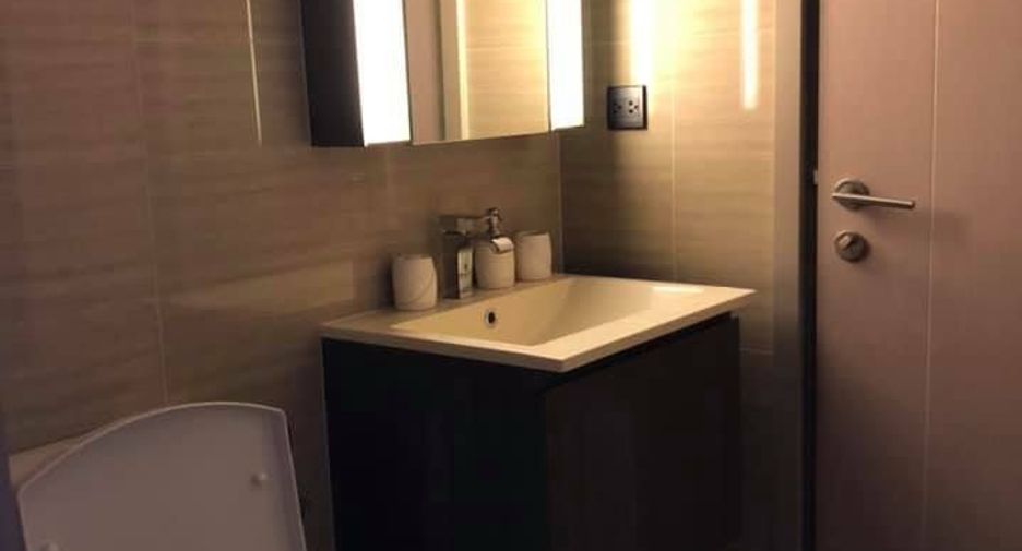 For rent 1 Beds condo in Huai Khwang, Bangkok