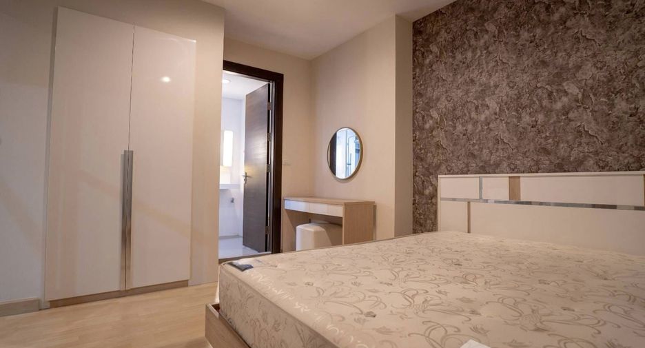 À louer 1 chambre condo à Huai Khwang, Bangkok